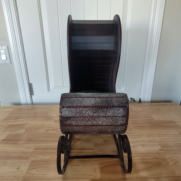 Large Wood and Metal Sleigh - Picture 2 of 5